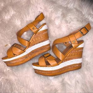 Sexy strappy tan wedges ❤️❤️❤️